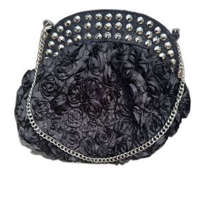 VTG Betsey Johnson Studded Black Roses Handbag Y2K Whimsygoth Goth Witchy Chain